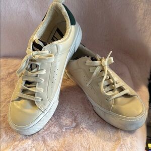 Zara Cream Sneakers Classic Low-Top Design